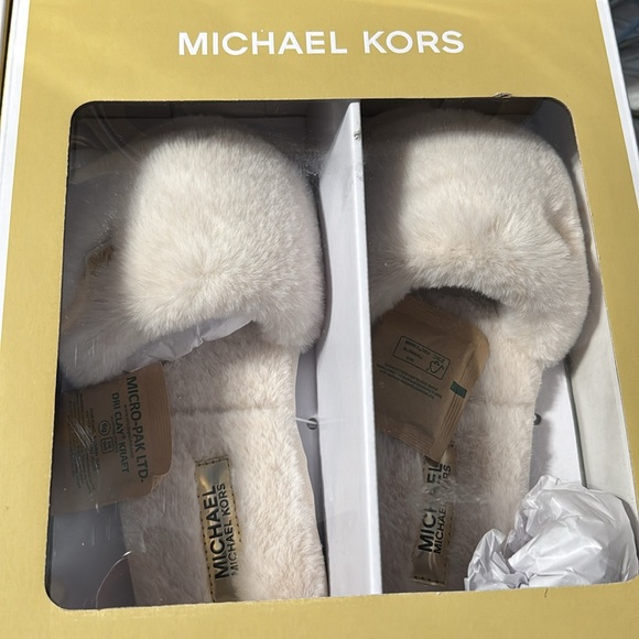 MICHAEL KORS JET SET SLIDE - Picture 3 of 4